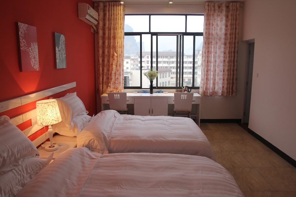 Tiffany Hostel Yangshuo Room photo