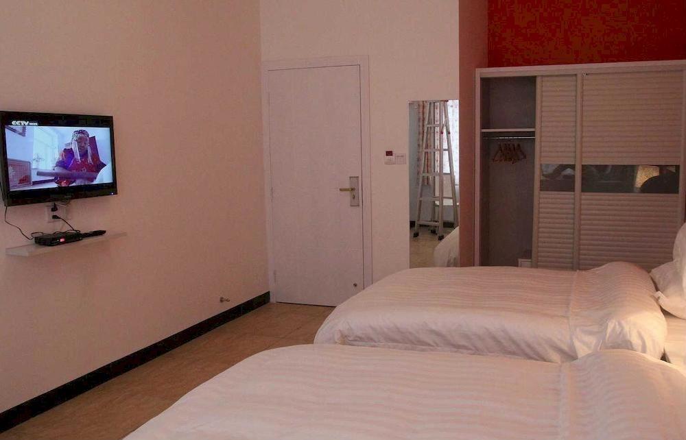Tiffany Hostel Yangshuo Exterior photo